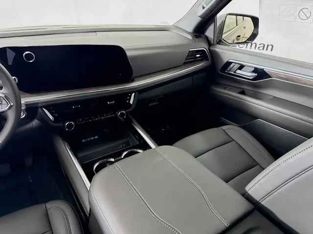 2026 Chevrolet Tahoe 4WD LT