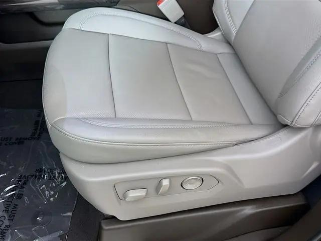 2026 Chevrolet Silverado 2500HD Crew Cab, Standard Bed, LTZ, 4WD