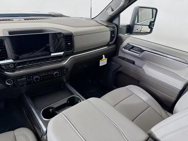 2026 Chevrolet Silverado 2500HD Crew Cab, Standard Bed, LTZ, 4WD