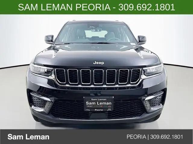 2026 Jeep Grand Cherokee Altitude 4x4