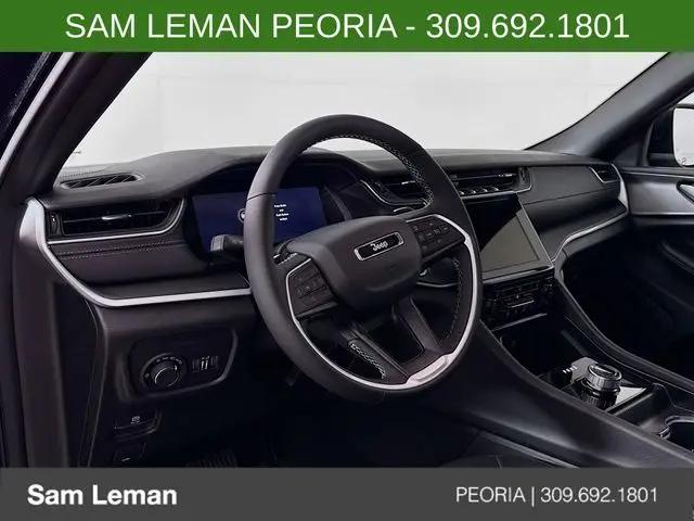 2026 Jeep Grand Cherokee Altitude 4x4