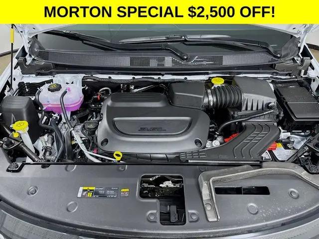2027 Chrysler Pacifica Select