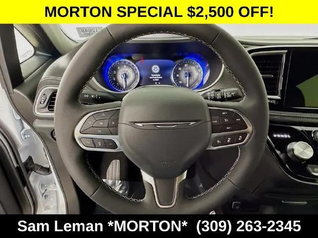 2027 Chrysler Pacifica Select AWD