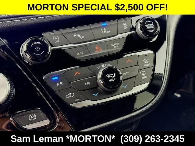 2027 Chrysler Pacifica Select AWD