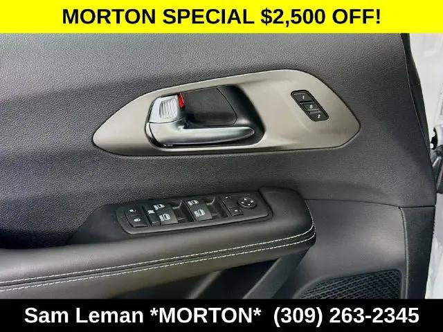 2027 Chrysler Pacifica Select AWD