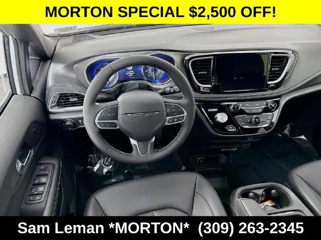 2027 Chrysler Pacifica Select AWD