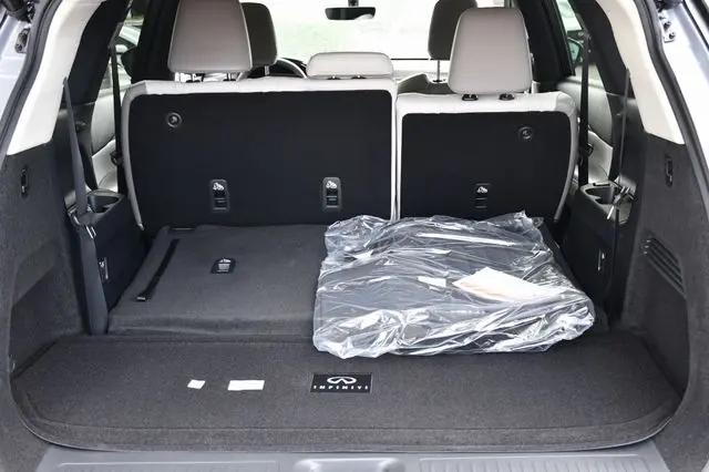 2027 INFINITI QX60 LUXE