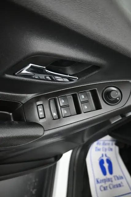 2022 Chevrolet Trax FWD LT