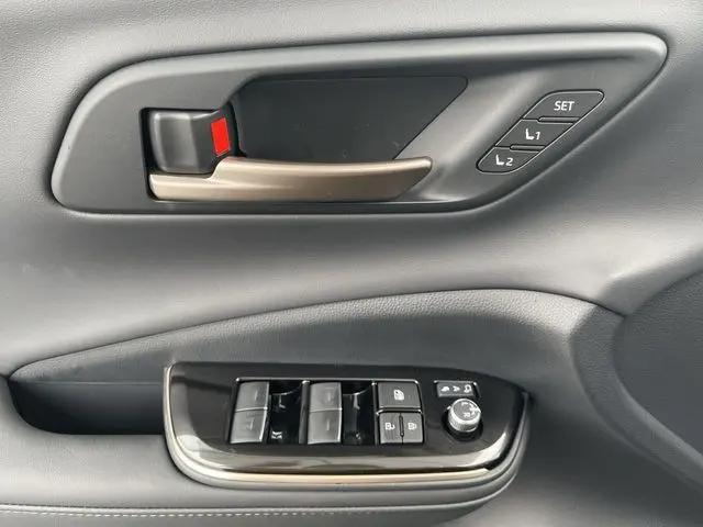 2026 Toyota Crown Signia Limited
