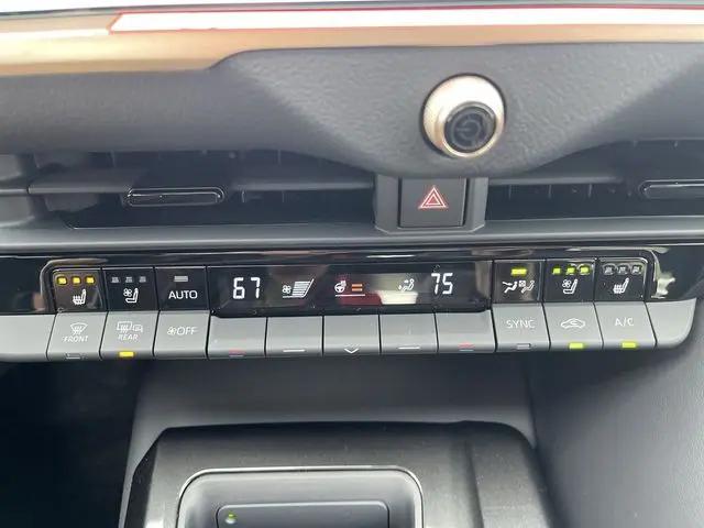 2026 Toyota Crown Signia Limited