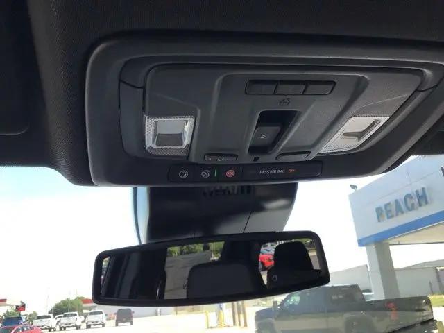 2026 GMC Sierra 2500HD Crew Cab, Standard Bed, AT4, 4WD