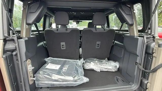 2026 Ford Bronco Base