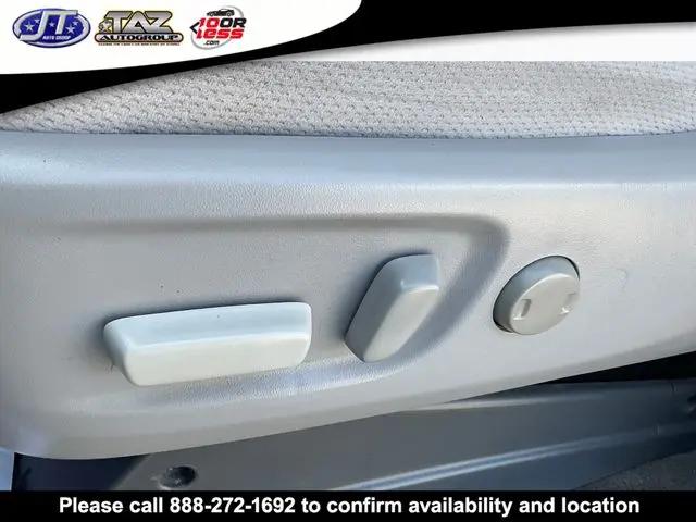 2017 Toyota Sienna LE 8 Passenger