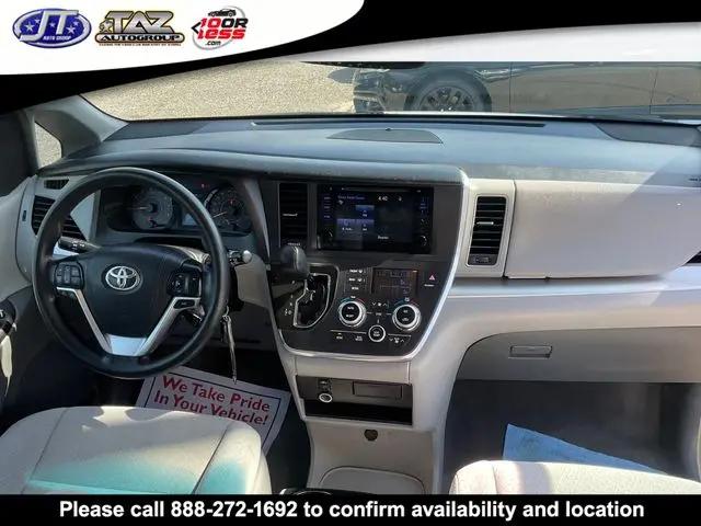 2017 Toyota Sienna LE 8 Passenger