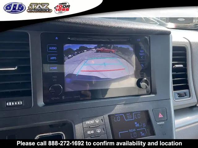 2017 Toyota Sienna LE 8 Passenger
