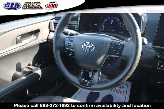 2025 Toyota Camry LE