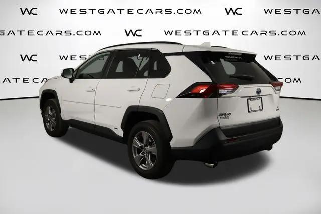 2024 Toyota RAV4 Hybrid LE