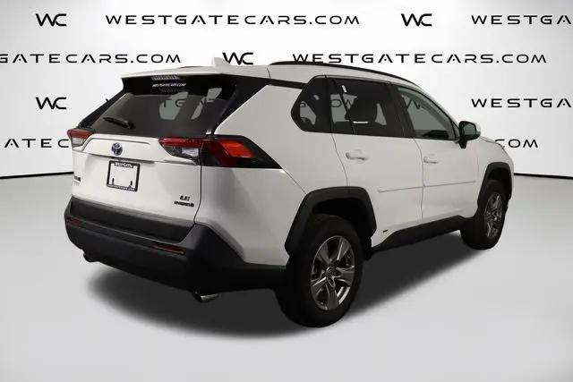 2024 Toyota RAV4 Hybrid LE