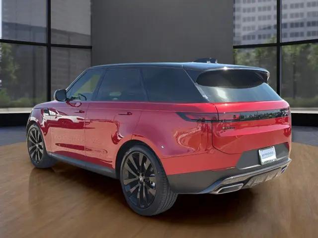 2025 Land Rover Range Rover Sport P360 SE