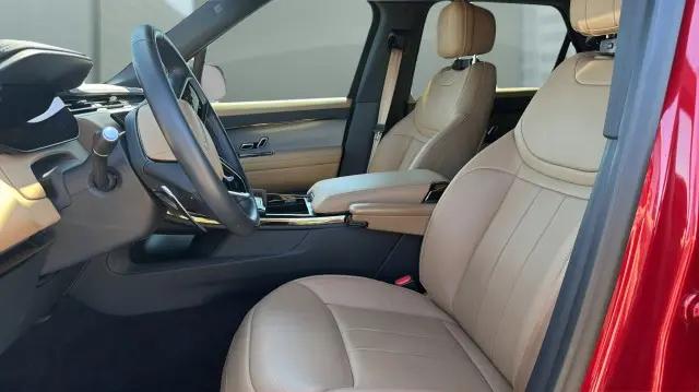2025 Land Rover Range Rover Sport P360 SE