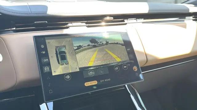 2025 Land Rover Range Rover Sport P360 SE