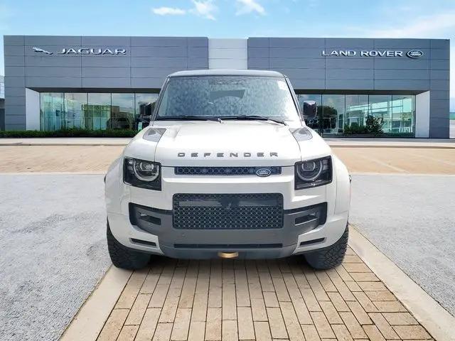 2026 Land Rover Defender P635 OCTA