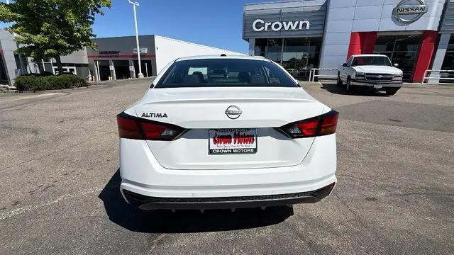 2026 Nissan Altima SV FWD