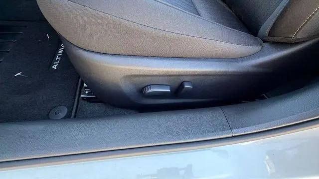 2026 Nissan Altima SV FWD
