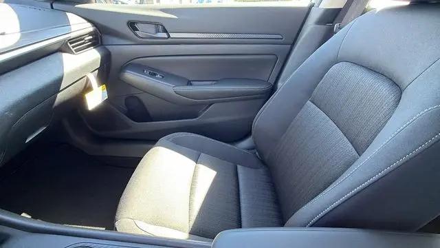 2026 Nissan Altima SV FWD