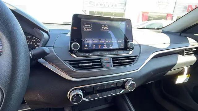 2026 Nissan Altima SV FWD