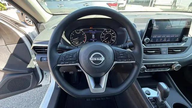 2026 Nissan Altima SV FWD