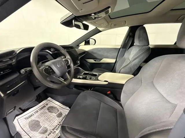 2023 Lexus RZ 450e Luxury