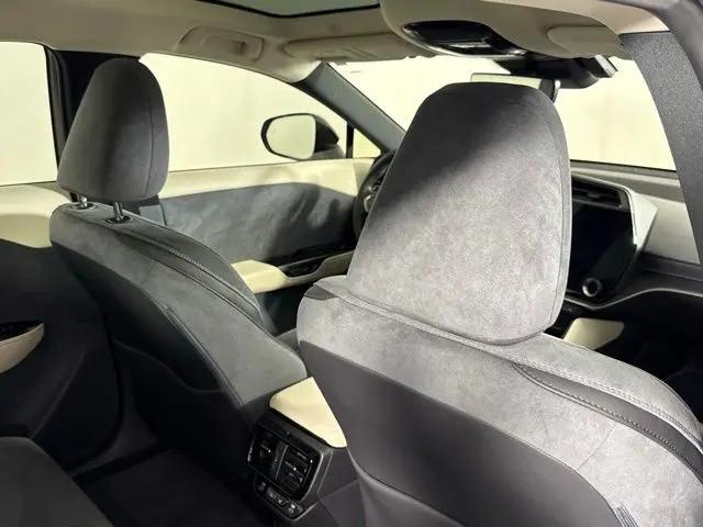 2023 Lexus RZ 450e Luxury