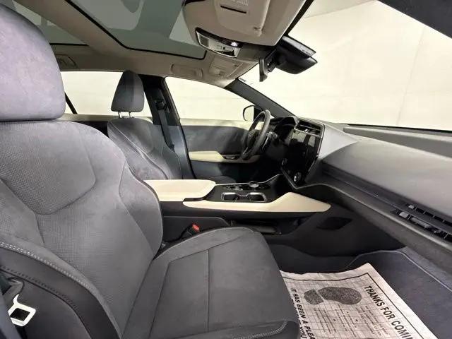 2023 Lexus RZ 450e Luxury