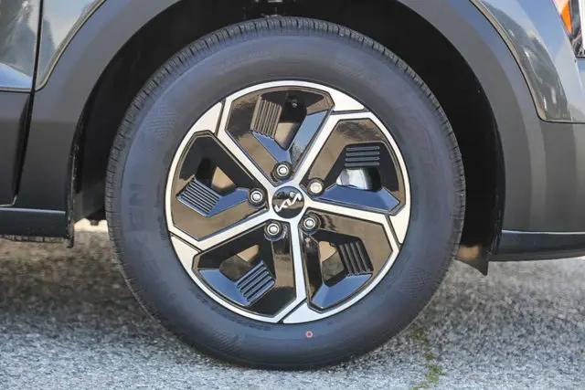 2026 Kia Niro LX