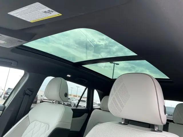 2026 Volkswagen Atlas Cross Sport SEL Premium R-Line
