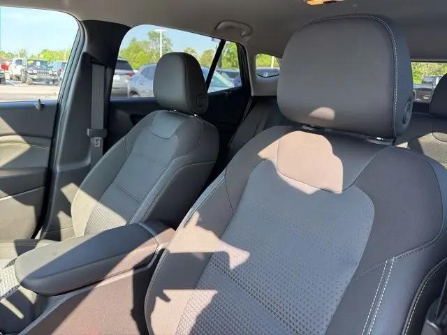 2024 Chevrolet Trax FWD LT