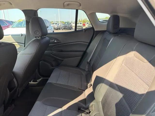 2024 Chevrolet Trax FWD LT