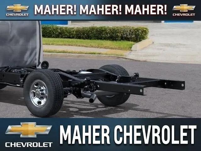 2025 Chevrolet Express Cutaway Work Van