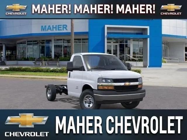 2025 Chevrolet Express Cutaway Work Van