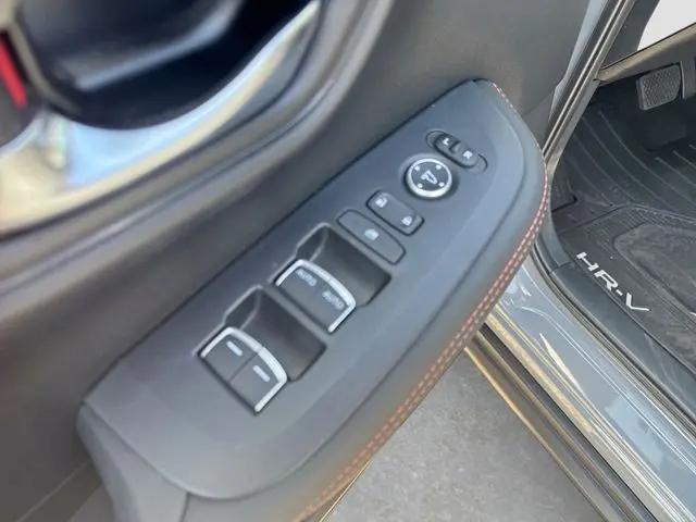 2025 Honda HR-V 2WD Sport