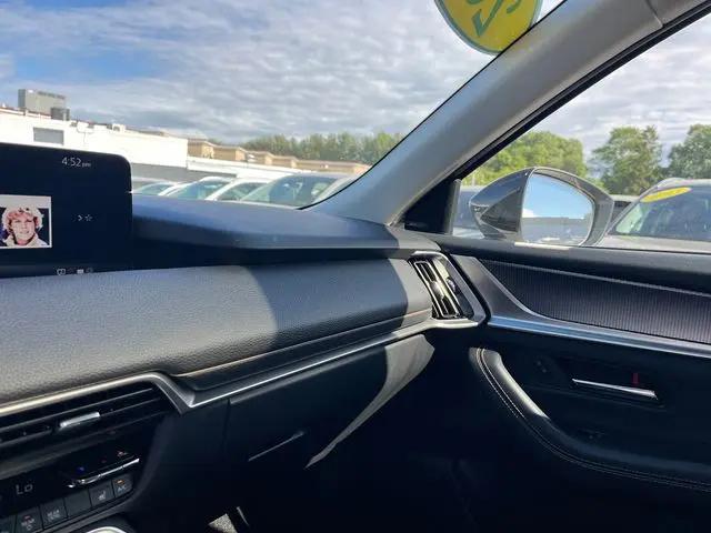 2025 Mazda CX-70 Premium Package