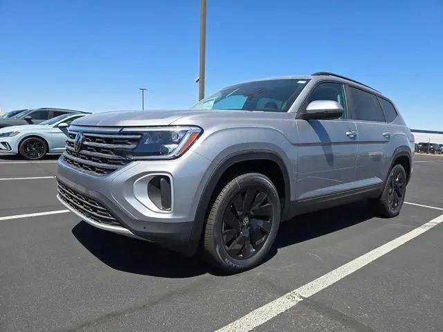 2026 Volkswagen Atlas SE with Technology