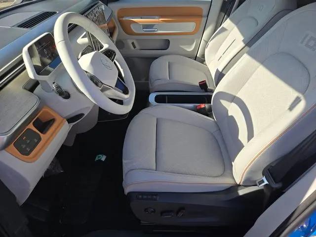 2025 Volkswagen ID. Buzz 1st Edition with 4MOTION