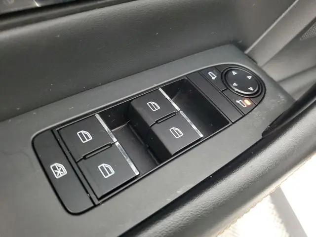 2024 Mazda X-90 3.3 Turbo Preferred