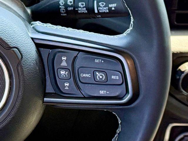 2025 Jeep Wrangler 4-Door Recon 4x4