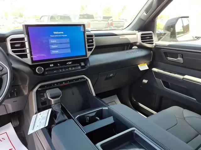 2026 Toyota Tundra SR5 CrewMax 5.5' Bed