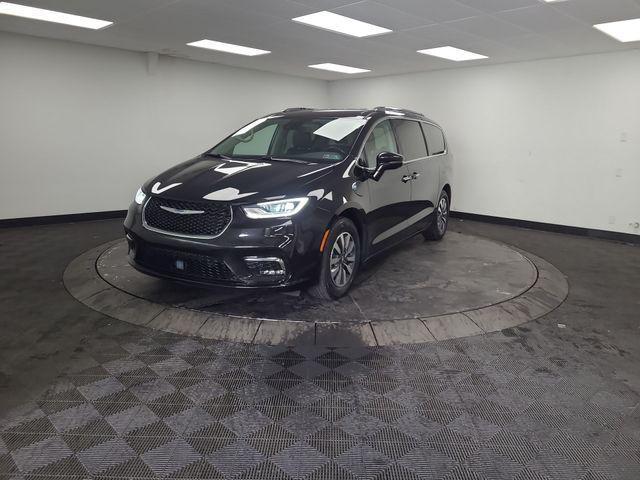 2021 Chrysler Pacifica Hybrid Touring L for sale in State College, PA