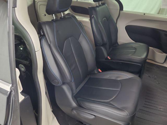 2021 Chrysler Pacifica Hybrid Touring L