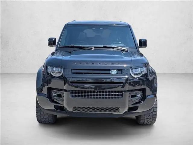 2023 Land Rover Defender 110 X-Dynamic SE